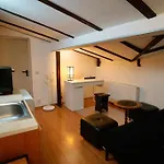 2-Room Cozy Retreat Near City Center