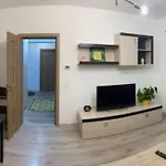 Injoy Suites Tropical Inn 2 Bdr Apartment