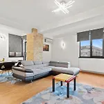 Baneasa Lake Large And Cozy Apartment