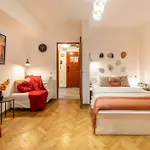 2Br Apartment At Piata Natiunilor Unite: Perfect For City Center Stays