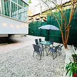 Central Old Town Oasis - Ap 10