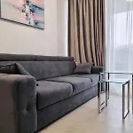 Chic Apartment Near Therme And Airport