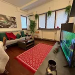 Charming And Cozy Apartment In Bucharest Center
