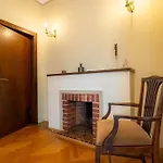 Apartament Burghez