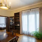 Apartament Burghez