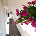 Hotel Tranzzit