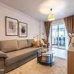 Central Address Apartment 112B4