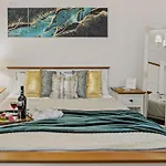 Sweet Luxury Three Rooms Apartment City Center Universitate