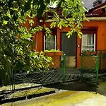 Casa Aron