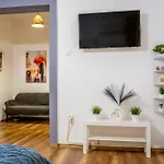 Central Bucharest Retreat