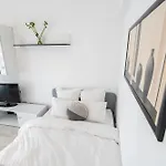 21 Residence Studio