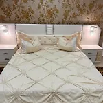 New Burgeois Berindey Apartment - Universitate