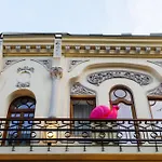 Old Town Snail Design Apartments