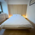 Edes Central Suite Perfect Location & Modern