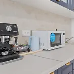 Noussa Apartment High Class With Private Parking