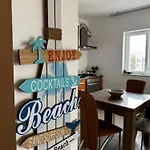 Cozy North View By Chr Luxury Propery