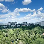 Titan Park Vista Studio