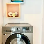 Urban Parkside Retreat Cozy 2-Bed Ap By Metro