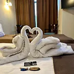 Lion\'S Hotel