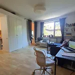 Independent Studio In A Villa With Garden