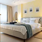 Herastrau Park Luxury Apartment