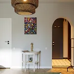 Petite Maison Sur Le Boulevard