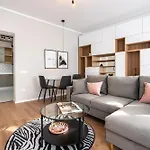The Loft Luxury Apartments-Near The Park In The City Center
