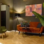 Magheru Central Studios - Feel The City Pulse