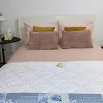 Park City Center And Netflix Apartment