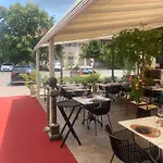 Apartamente Arcul De Triumf