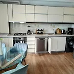 Exclusive Living Apartment