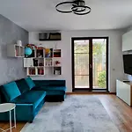 Exclusive Living Apartment