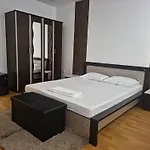 Aparthotel Yanis