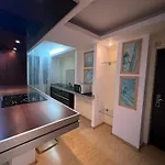 Mona\'S Studio 3