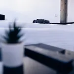 Getaway 2-Rooms Near The Lake