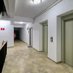 Homie Studio Apartment - Private Parking - Self Check-In