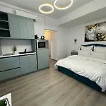 Central Suite