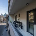 Old City Modern 2Br Office Room And 2 Balconies