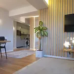 Apartament Elegant Cu Terasa