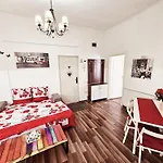 Cozy Apartment Old City Center - Cal3