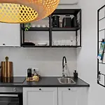 Old City Rise Apartment