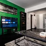 Cozy Apartment Close To Old Town
