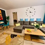 Bright Apartment Matei Voievod