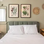 Central Spacious Apartment 513