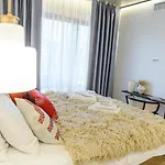 Nishani 5 Stars Boutique
