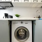 Comfy 1Br With Balcony In Central Bucharest