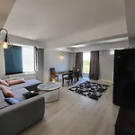 Crystal Apartment