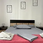 Elegant Studio Getaway At Exigent Plaza - 09