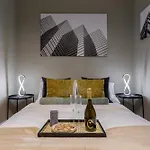 Modern Suite On Historic Calea Victoriei