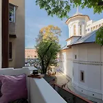 Serene 1Br Apartment In University Square